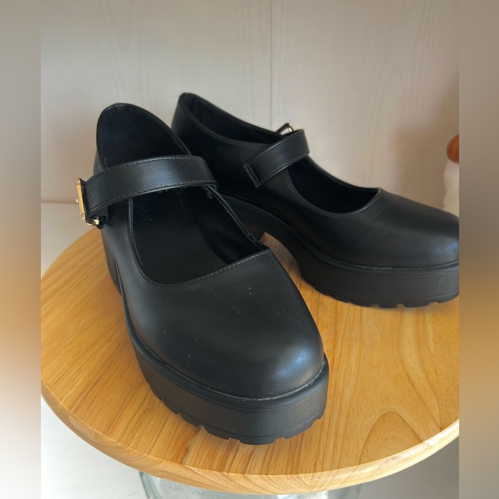 Koi Footwear Maryjane Chunky shoes